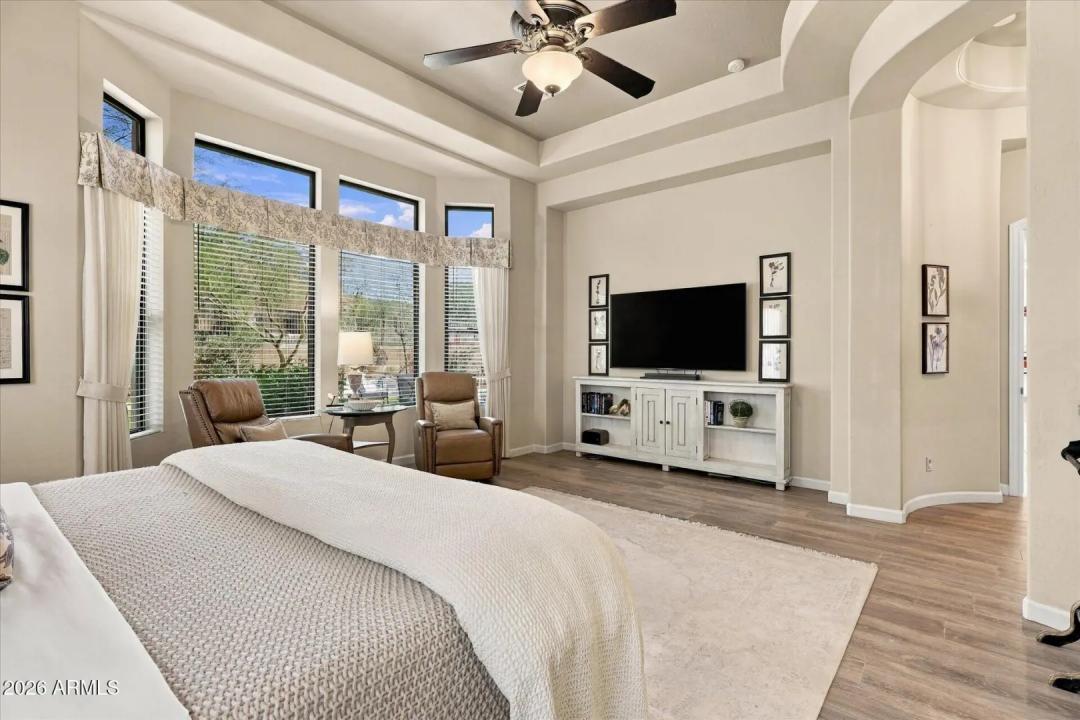 Real Estate Picture 35