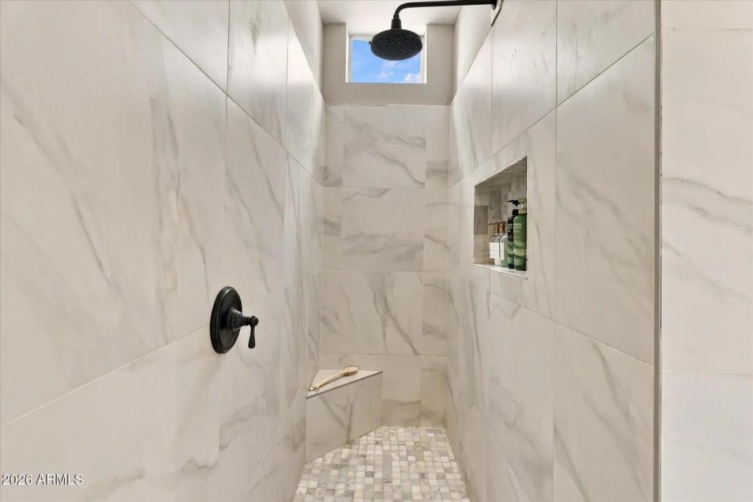 Real Estate Picture 40