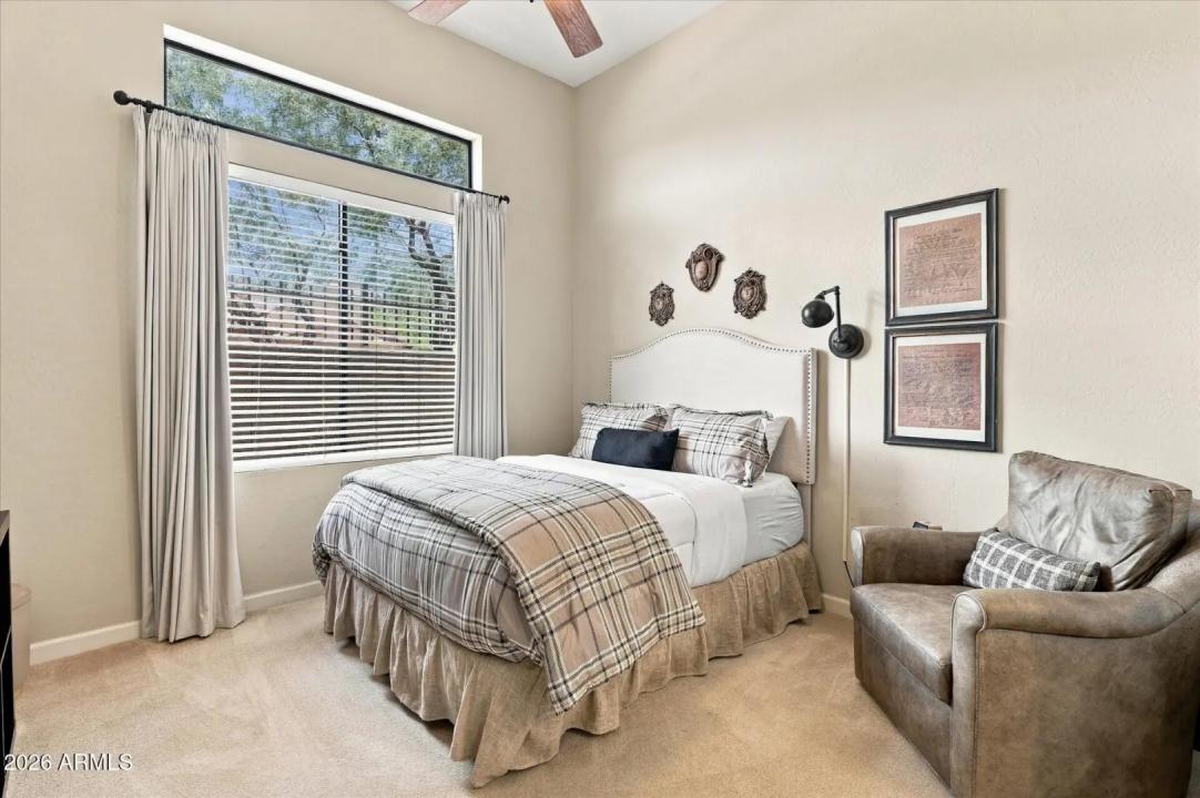 Real Estate Picture 43