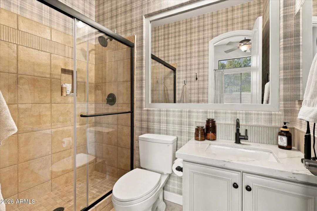 Real Estate Picture 45