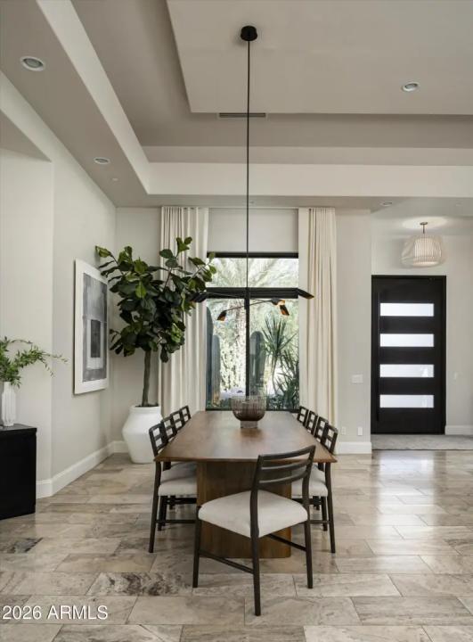 Real Estate Picture 7