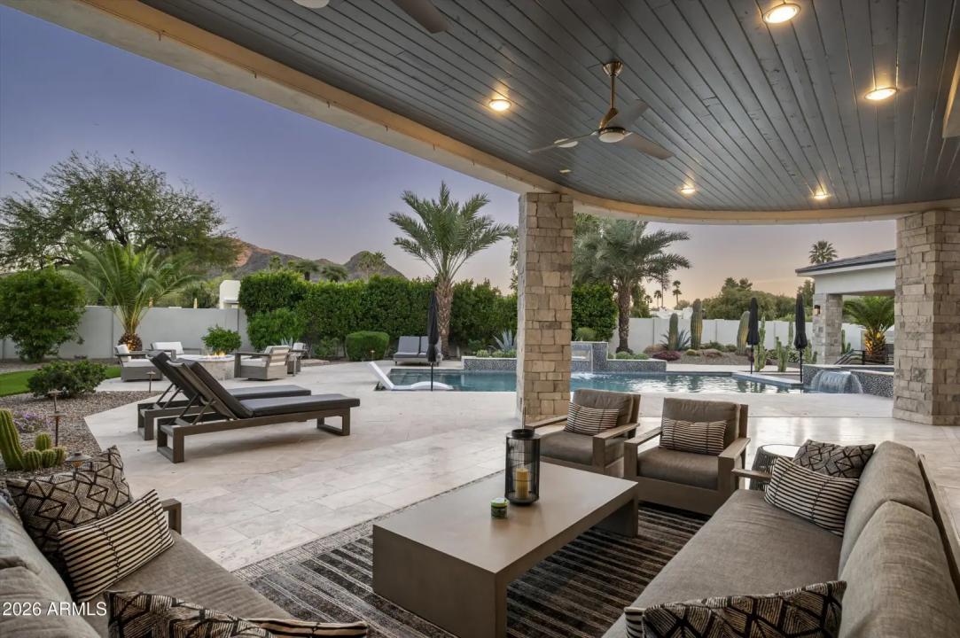 Real Estate Picture 33