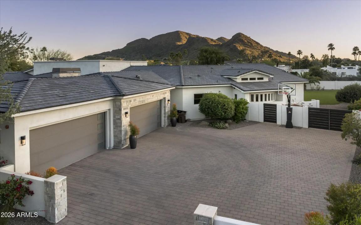 Real Estate Picture 44