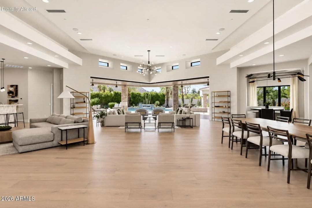 Real Estate Picture 6