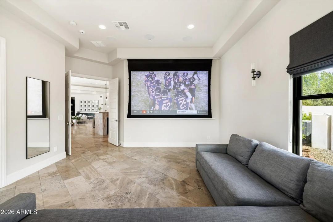 Real Estate Picture 26