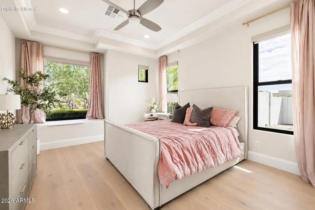 Real Estate Picture 30