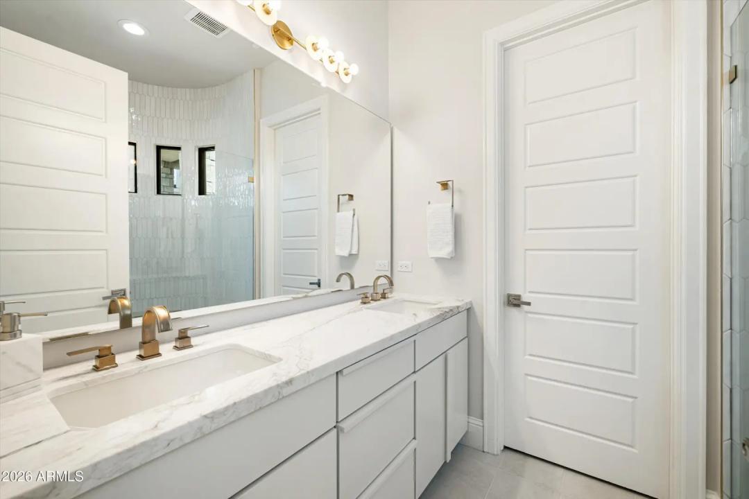 Real Estate Picture 31