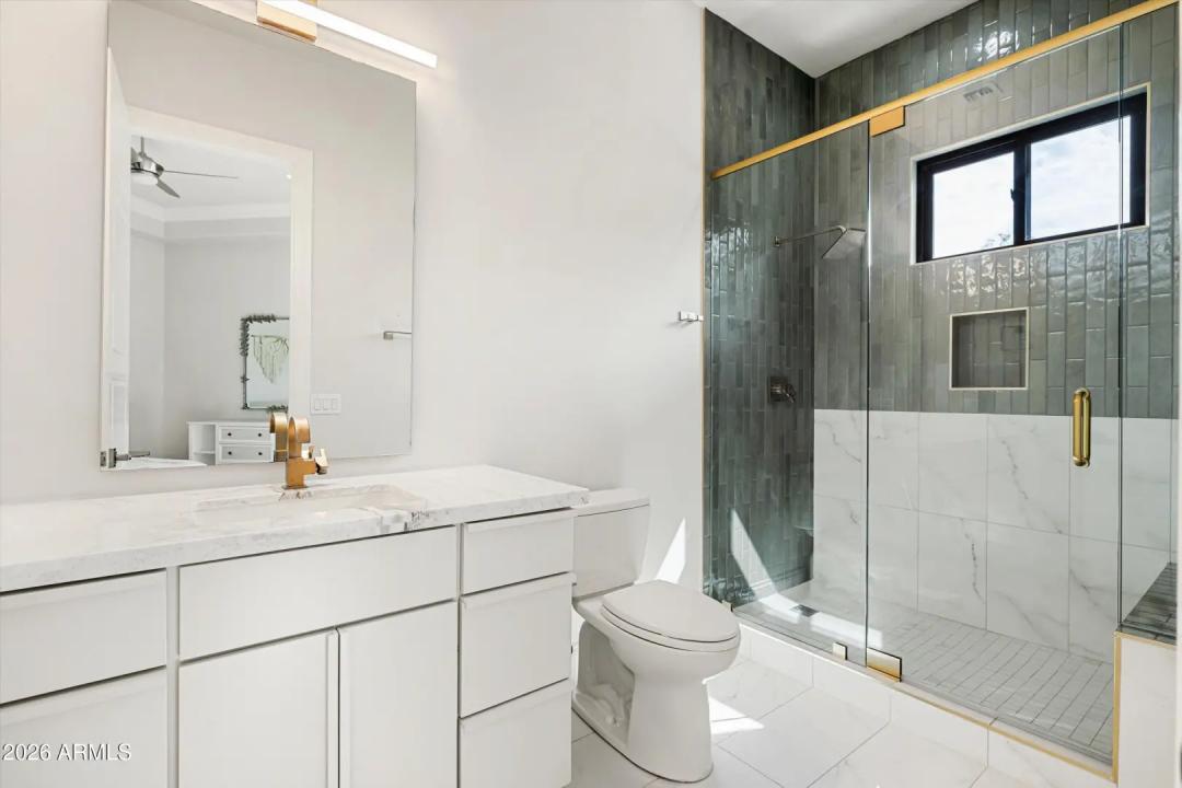 Real Estate Picture 36