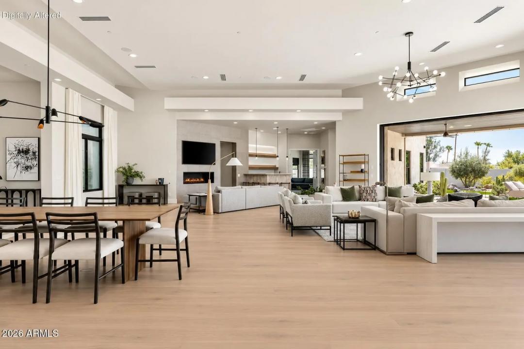 Real Estate Picture 9