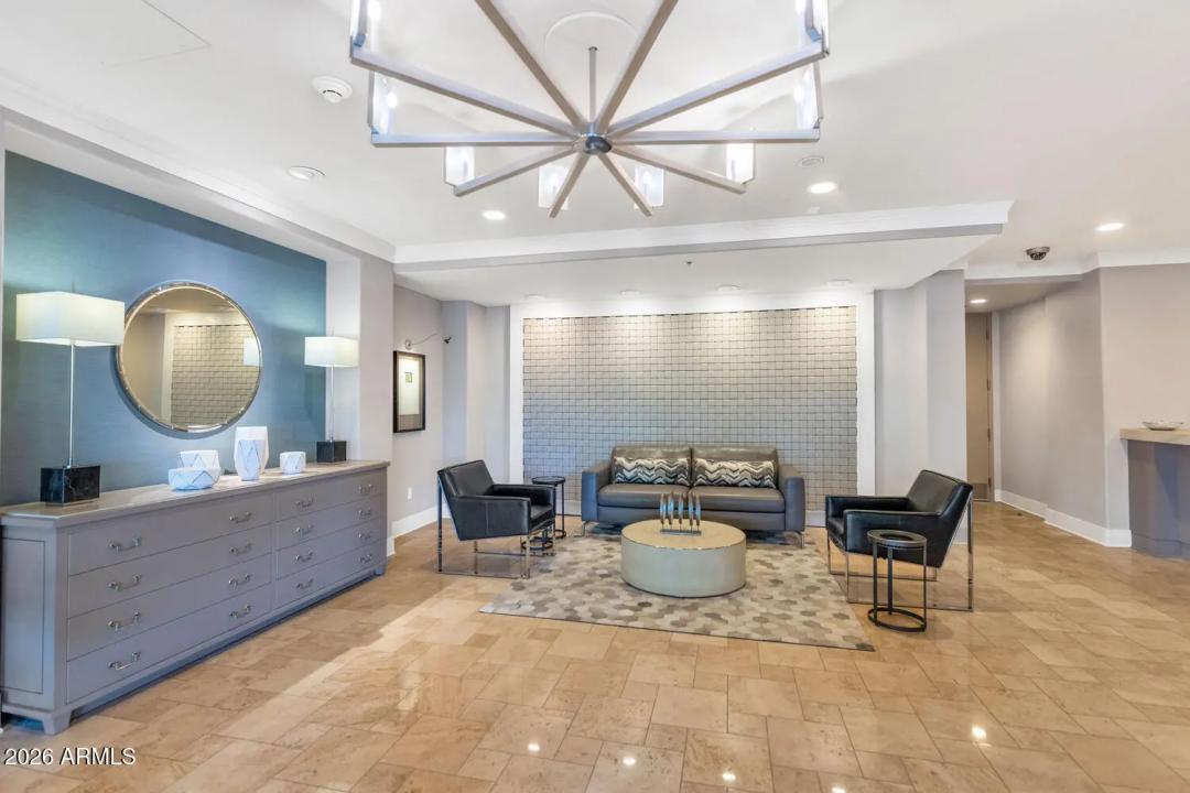 Real Estate Picture 24