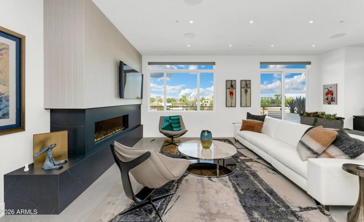 Real Estate Picture 1