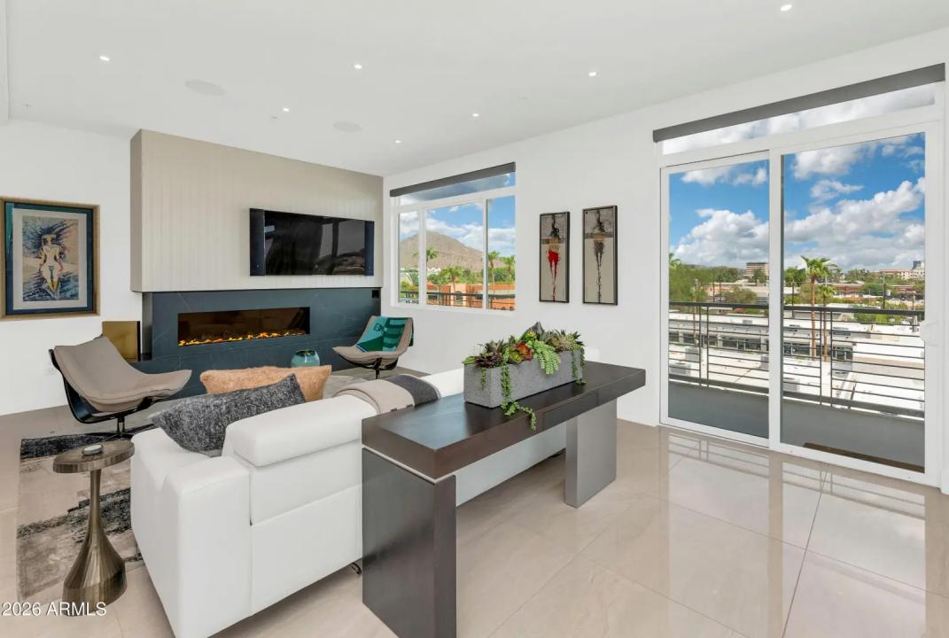 Real Estate Picture 2