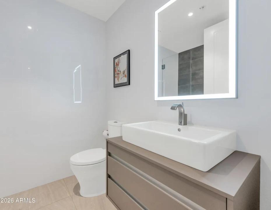 Real Estate Picture 14