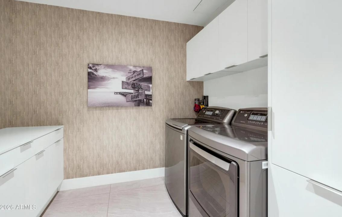 Real Estate Picture 22