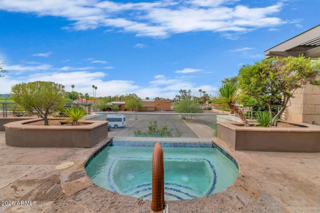 Real Estate Picture 27