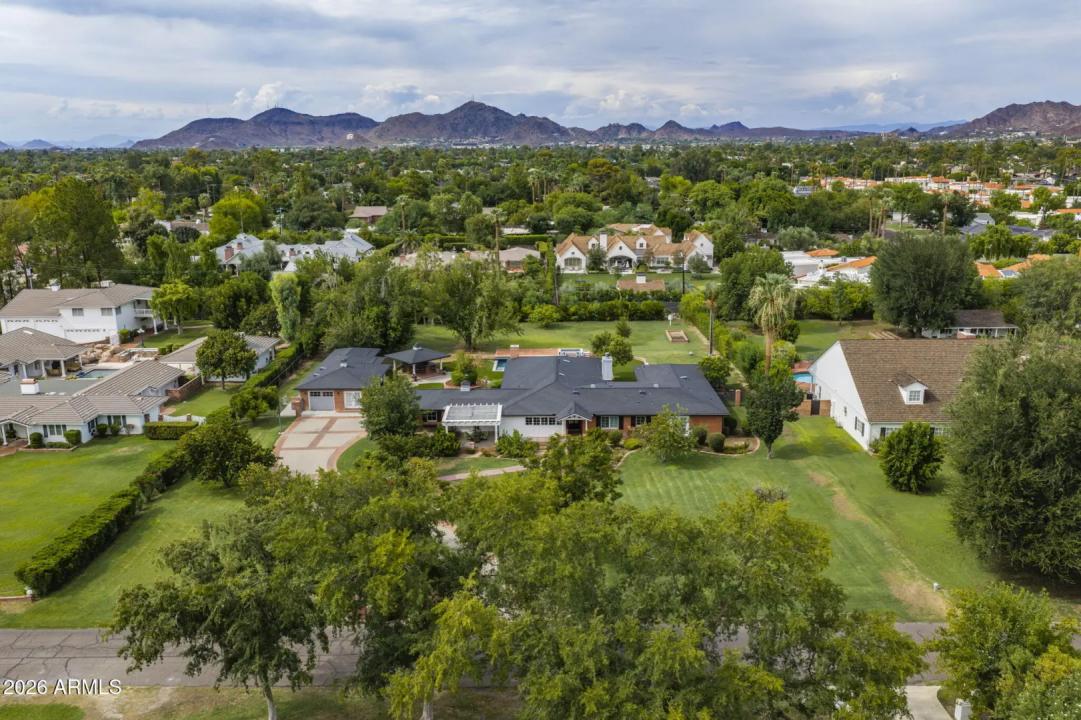 Real Estate Picture 36