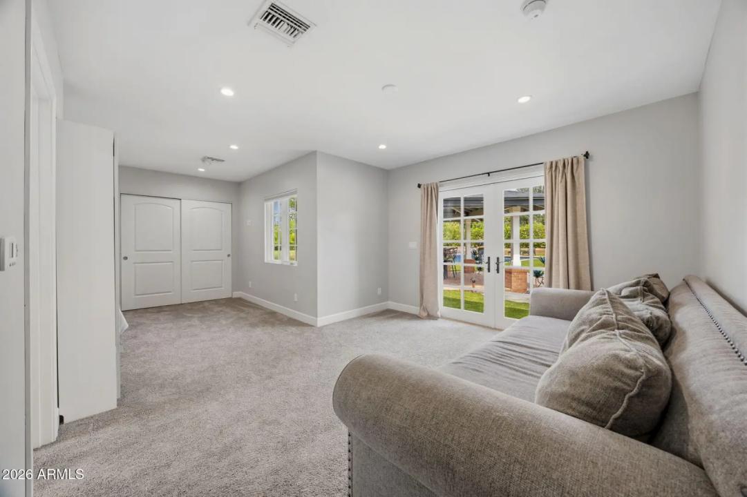 Real Estate Picture 59