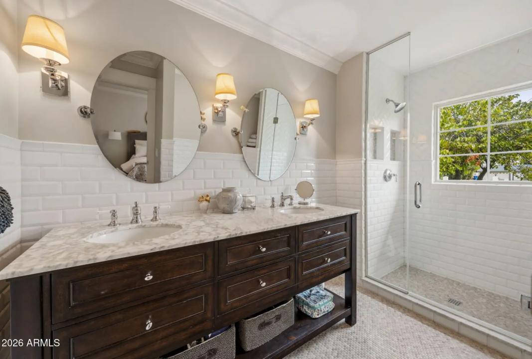 Real Estate Picture 52