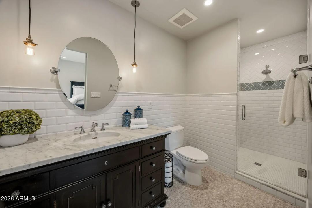 Real Estate Picture 54