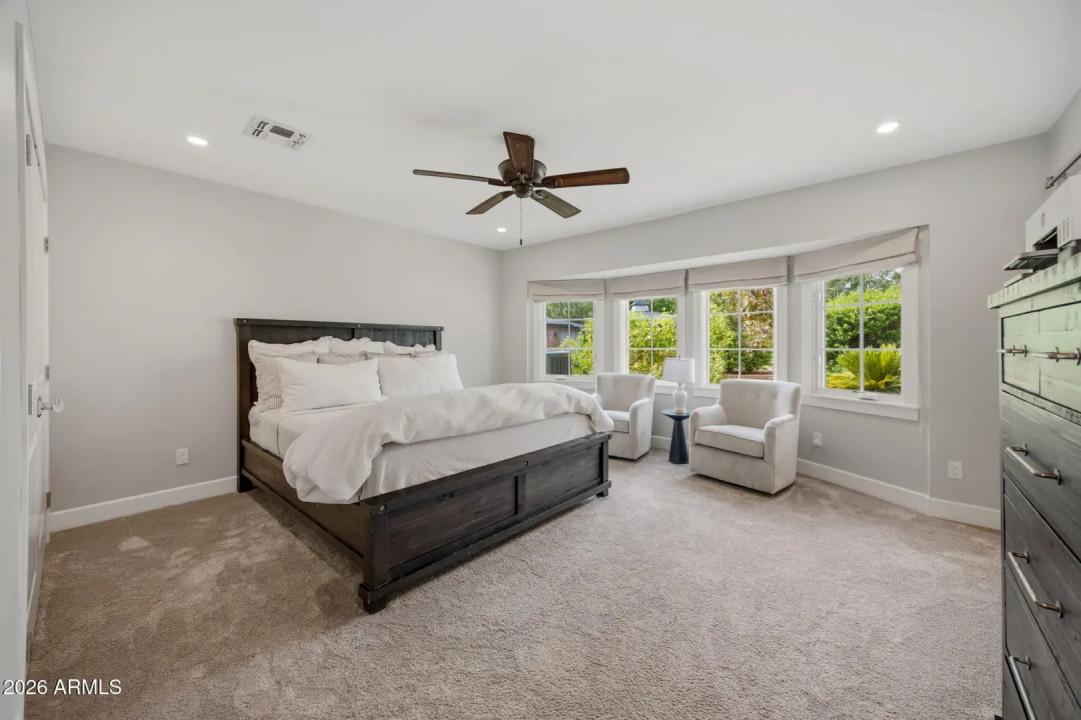 Real Estate Picture 53