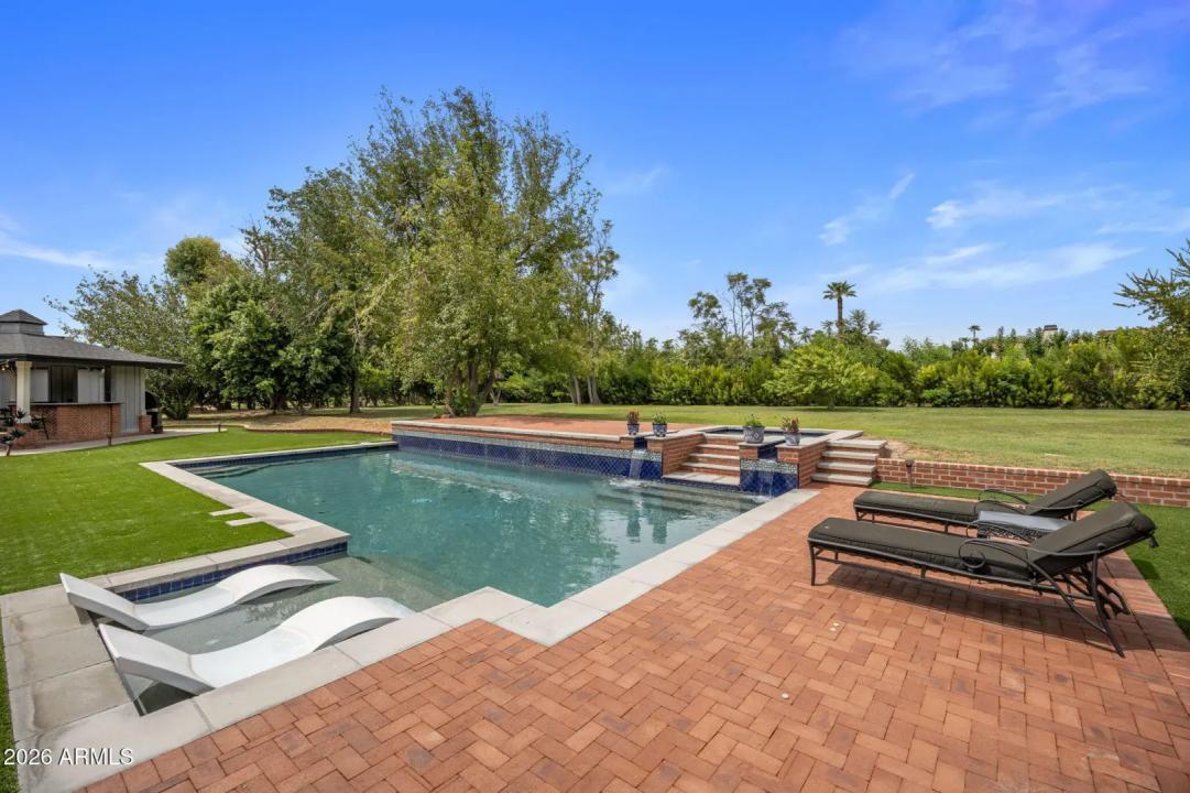 Real Estate Picture 68
