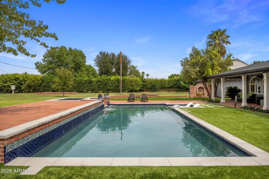 Real Estate Picture 76
