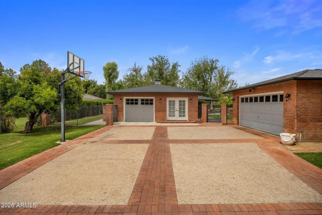 Real Estate Picture 82