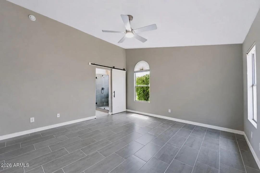 Real Estate Picture 25
