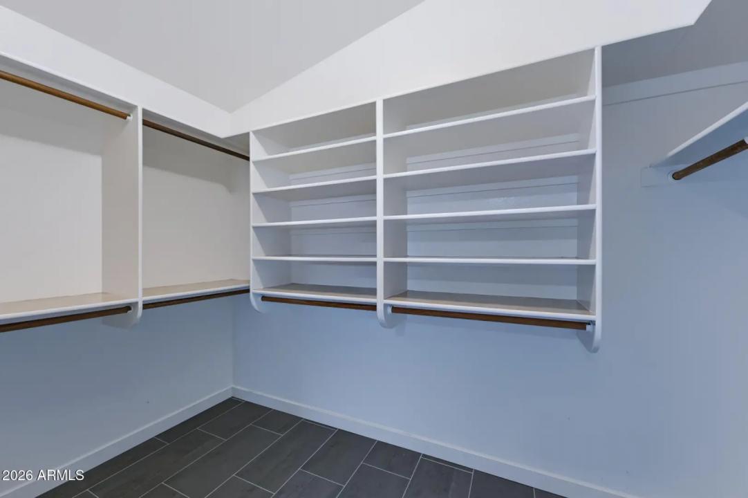 Real Estate Picture 28