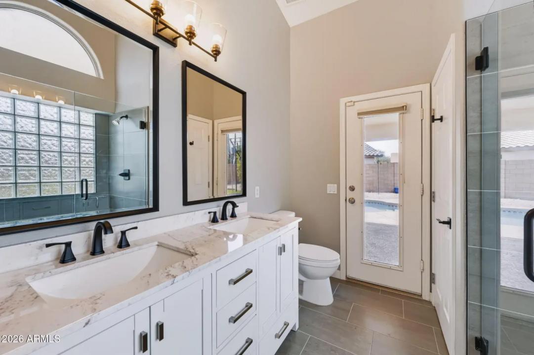 Real Estate Picture 29