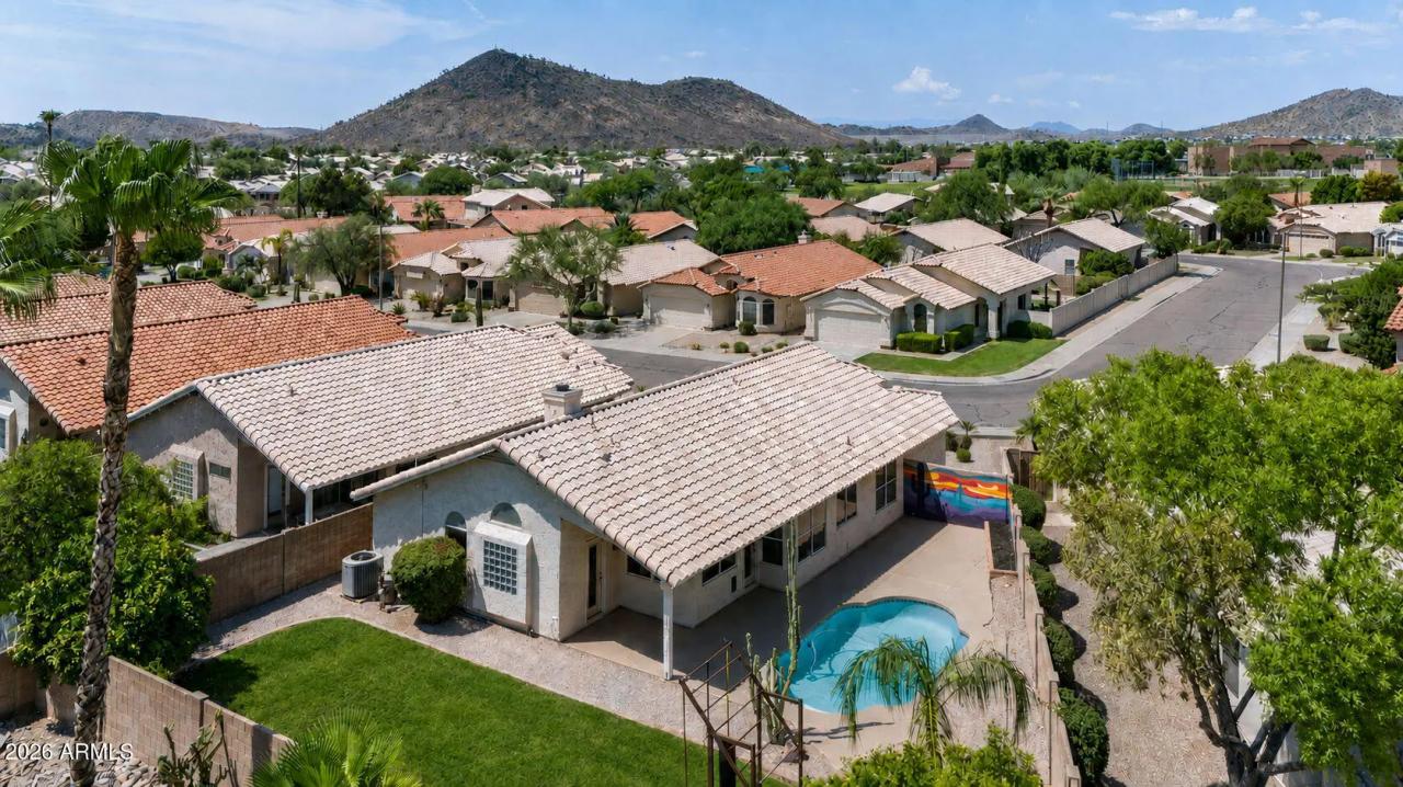 Real Estate Picture 40
