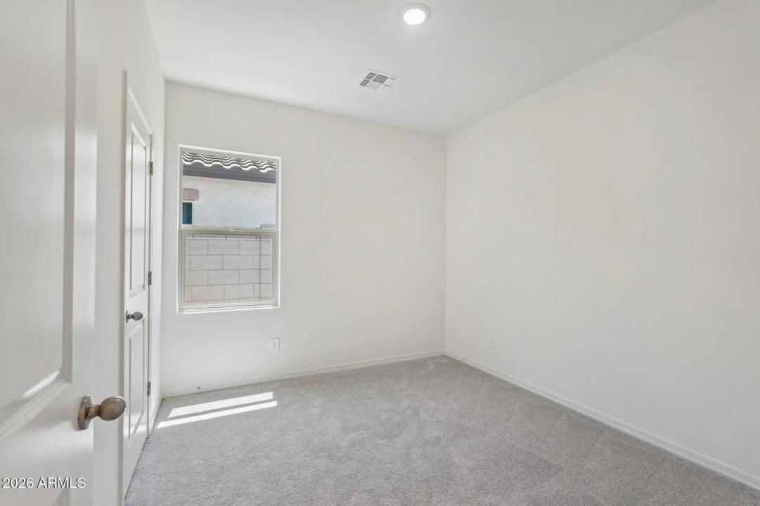 Real Estate Picture 21