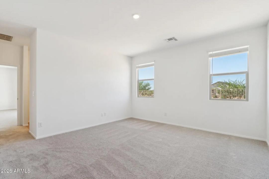 Real Estate Picture 29
