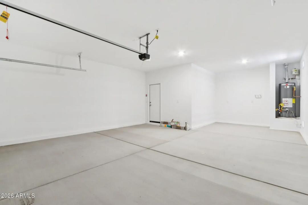 Real Estate Picture 30