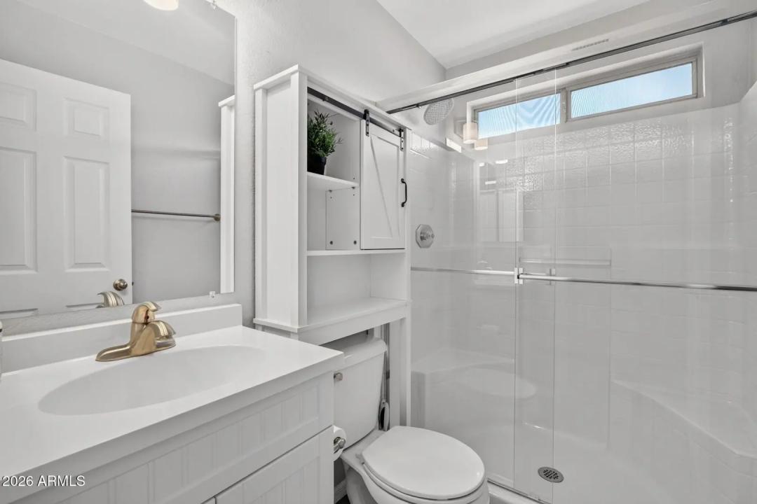 Real Estate Picture 26