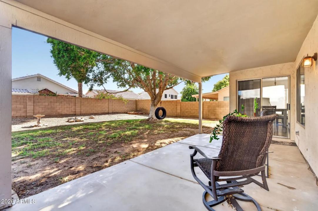 Real Estate Picture 30