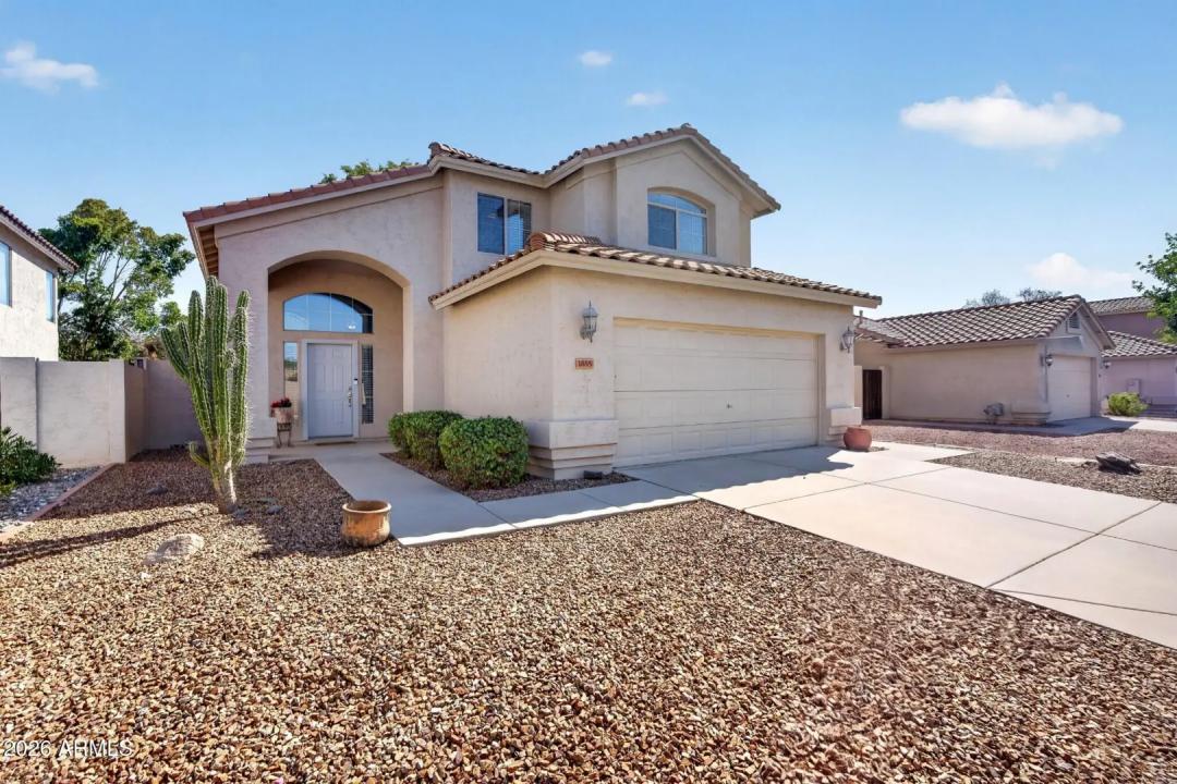 Real Estate Picture 3
