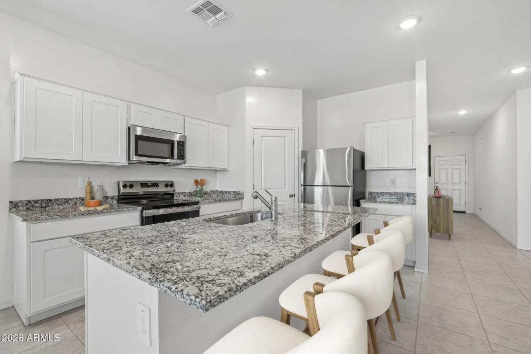 Real Estate Picture 2