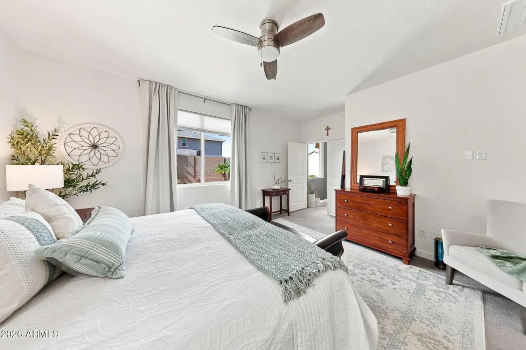 Real Estate Picture 21