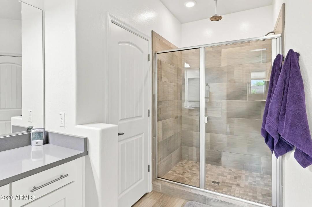 Real Estate Picture 25