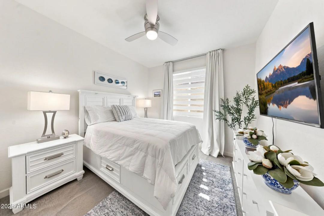 Real Estate Picture 27