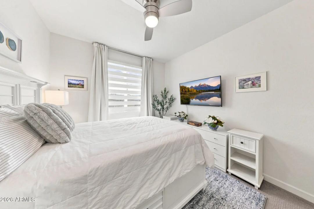 Real Estate Picture 28