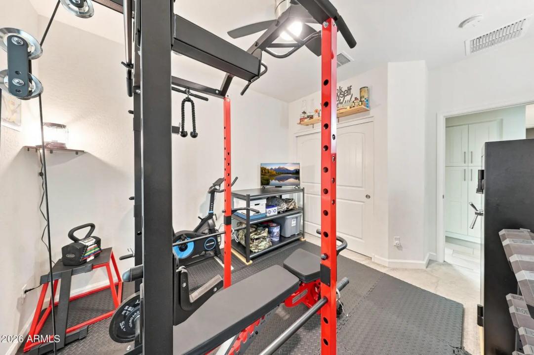 Real Estate Picture 30