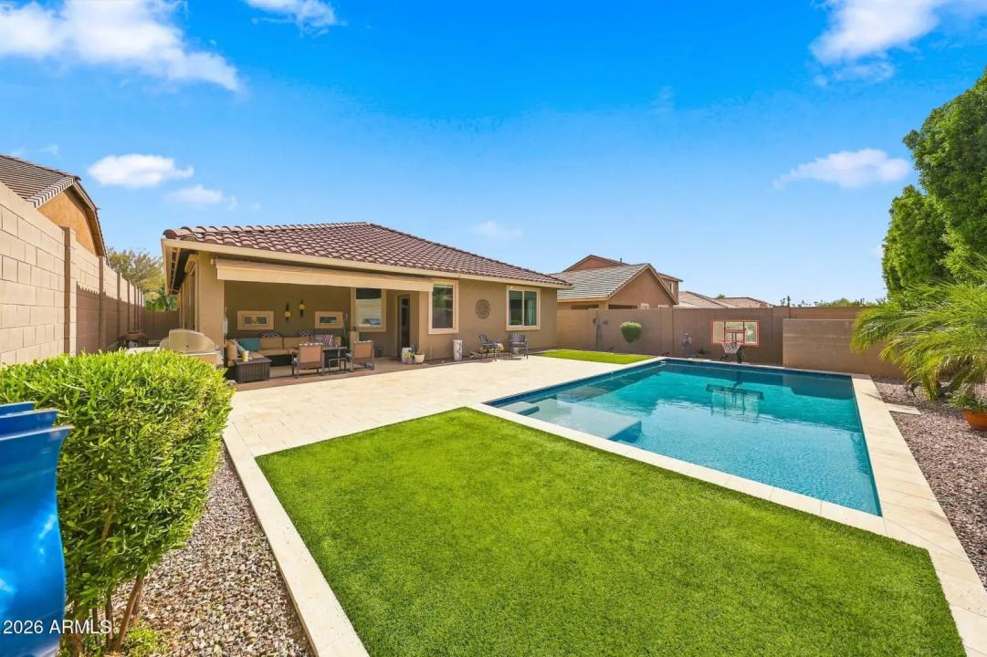 Real Estate Picture 44