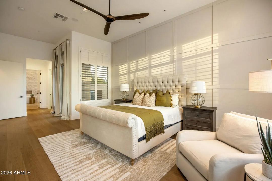 Real Estate Picture 28