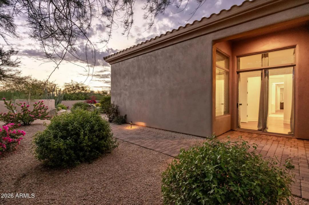 Real Estate Picture 29