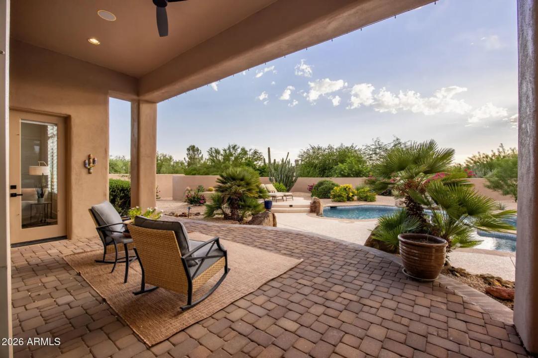Real Estate Picture 43