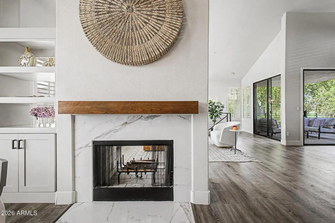 Real Estate Picture 9