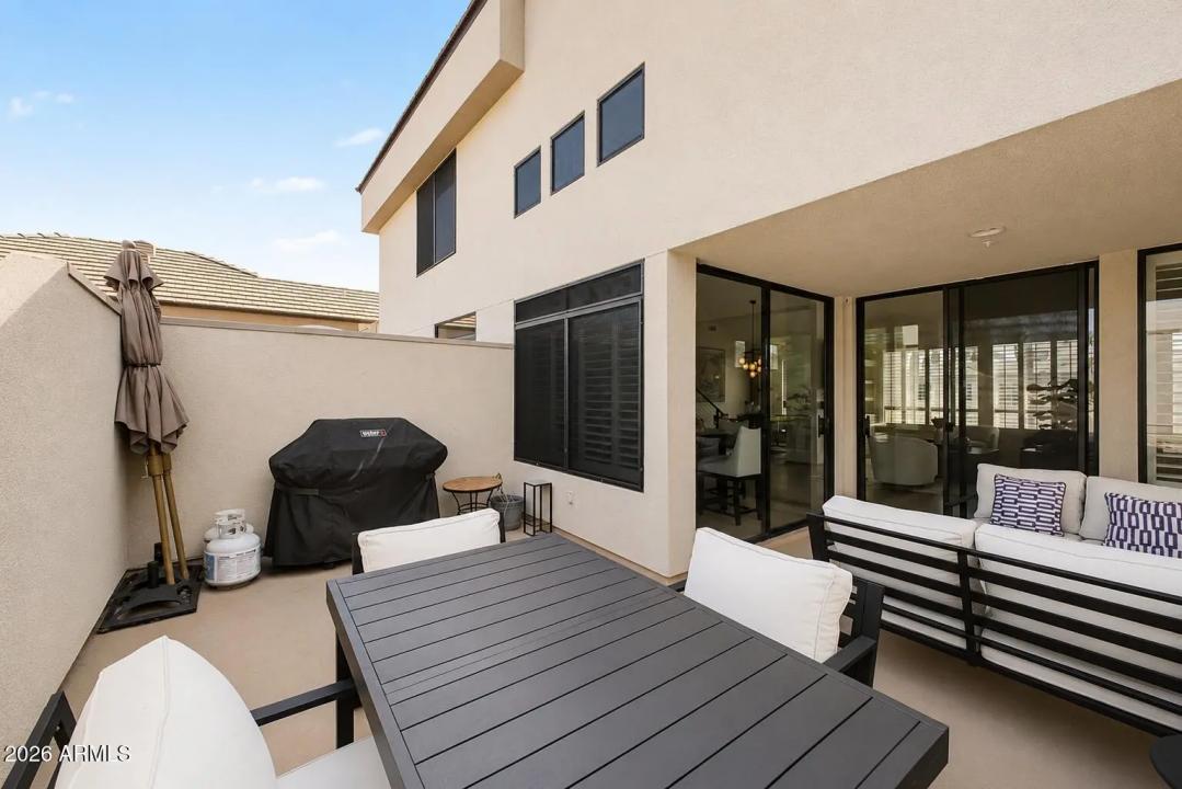 Real Estate Picture 17