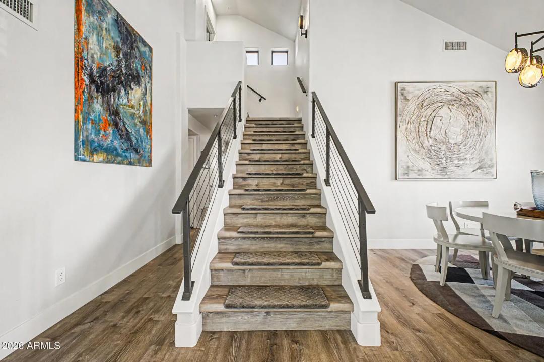 Real Estate Picture 20